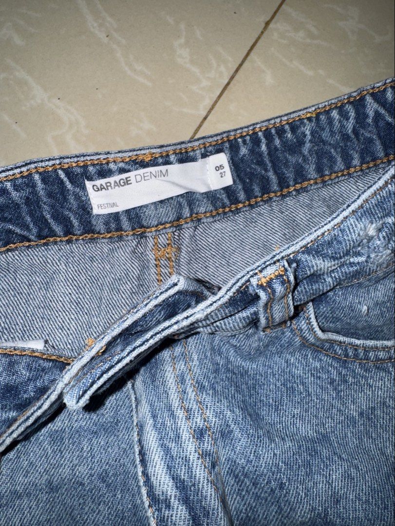 Garage Denim shorts (Category: Shorts) located in Davao. Submitted by twogirlsapparel (Listing ID 1470226251, Image 2). Description: .