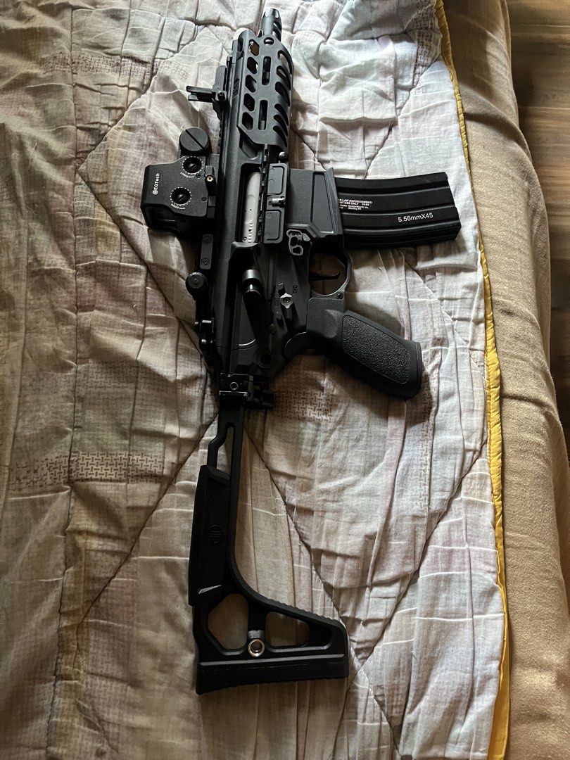 GelBlaster tg mcx complete set (Category: Action & Battle Toys) located in Caloocan City. Submitted by crucifiedtearz (Listing ID 1470279268, Image 1). Description: - Model: MCX XS-1826A gel bead blaster with metal gear setup - Condition: Like new, tested once and packed back in original molded box - Ammo: Shoots 7-8mm water beads via high-speed electric burst - Accessories included: Detachable 5.56mmX45 magazine, tactical red dot sight, and fold