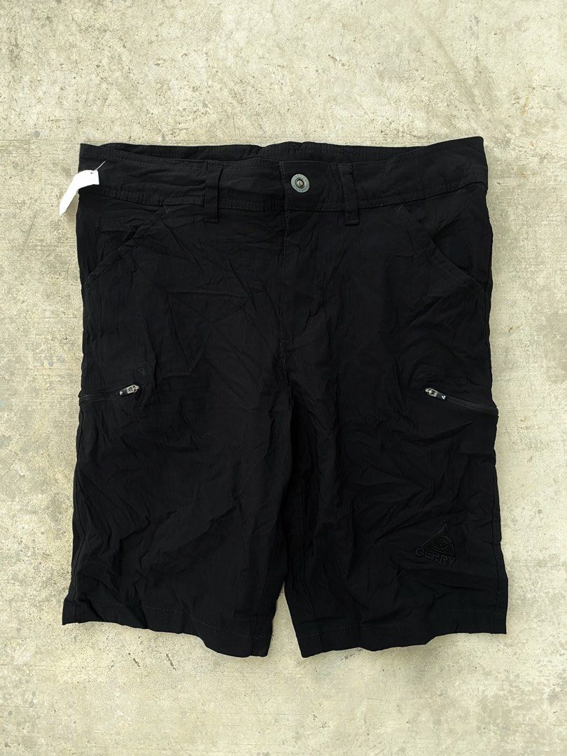 Gerry 6 Pocket Cargo Short (Category: Shorts) located in Davao. Submitted by vanthriftfinds5 (Listing ID 1470181157, Image 2). Description: •Size: 32 on waist tag •Length: 19 •Hem: 9 No issue Excellent condition Color rate: 9.9/10 DM TO PURCHASE.📩 🏙️ Location: Davao City 8000 📌Shipping Nationwide. Payment First Basis. No COD. Can provide ids and vouch for your safety. Mode of payment: Gcash Delivery Courier: JNT EXPRESS,LBC 📌Likes, reacts, co