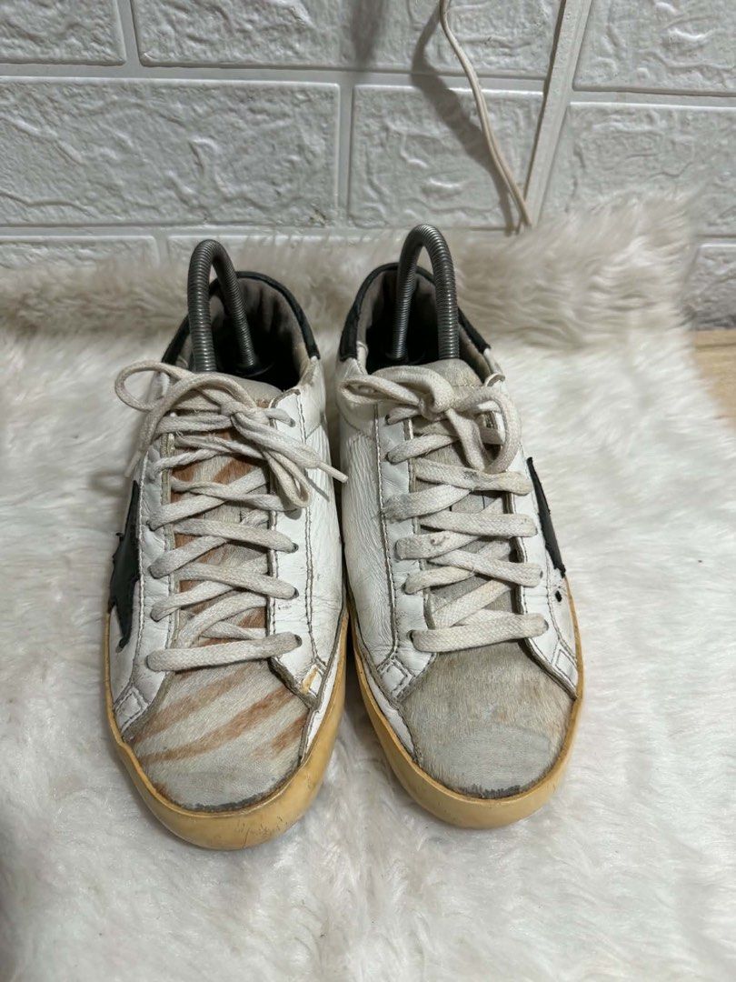 GGDB Super-Star sneakers. (Category: Sneakers & Footwear) located in Mati. Submitted by yukithrift_ (Listing ID 1470299040, Image 3). Description: .