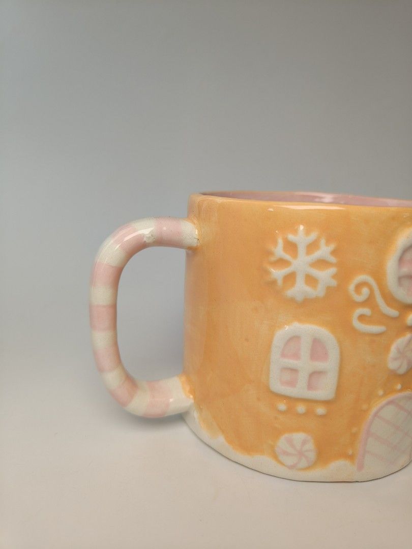 Gingerbread house mug (Category: Coffee & Tea Tableware) located in Cavite. Submitted by phtmt (Listing ID 1470263168, Image 3). Description: These are factory pull-out items, so minor imperfections or flaws may be present. Please manage your expectations..