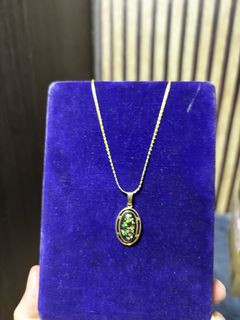 (Category: ) located in . Submitted by berndale_closet (Listing ID 1470167777, Image 1). Description: .