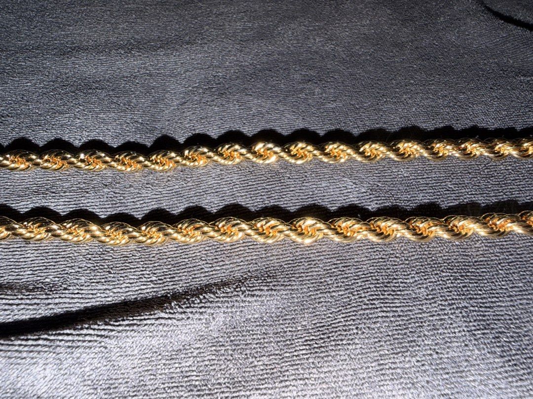 Gold Rope Chain Necklace ( Gold not real), Everything Else on Carousell