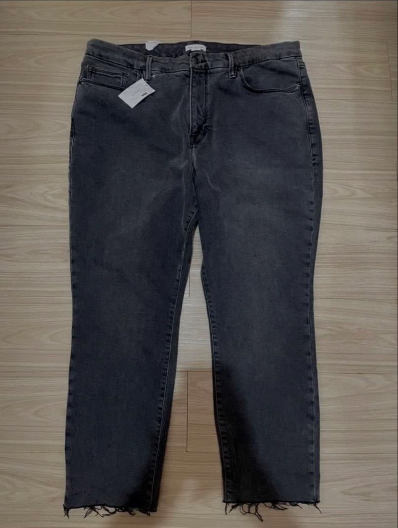 Good American Good Classic Jeans (Category: Jeans) located in Manila. Submitted by gigi9k (Listing ID 1470330896, Image 3). Description: - FOR SALE ❕ 🖤 BRAND NEW GOOD AMERICAN Slim Khloe Kardashians Brand Straight Jeans in Black 170 Style GCRH625TFT Size US18 - Waist 38-43 Bought in Nordstorm for 140 USD selling it for 2499php only 💕 RFS too big for me.
