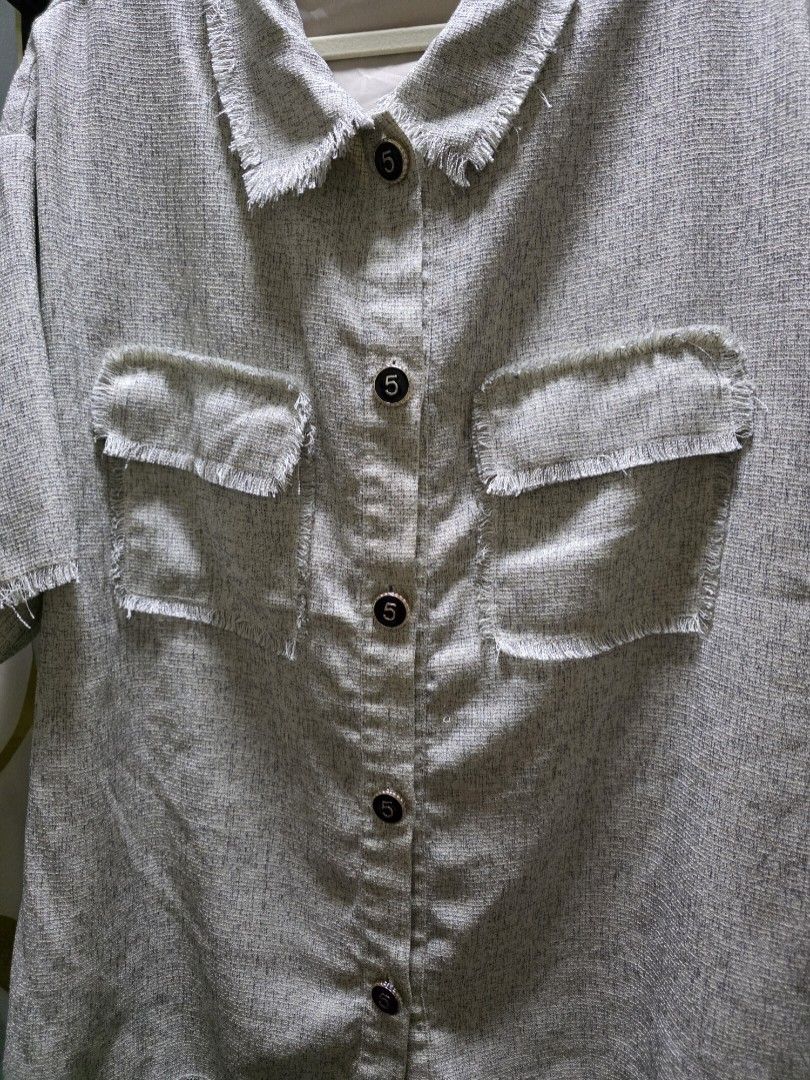 Gray Tweed Shorts Terno | Oversized Top, Up to 46” Bust (Category: Sets or Coordinates) located in Quezon City. Submitted by styledinframes (Listing ID 1470268833, Image 3). Description: Top: Bust up to 46” Top length: 28” Shorts waist: 30”–38” (garterized/stretchable) Shorts length: 19” with 2 side pockets.