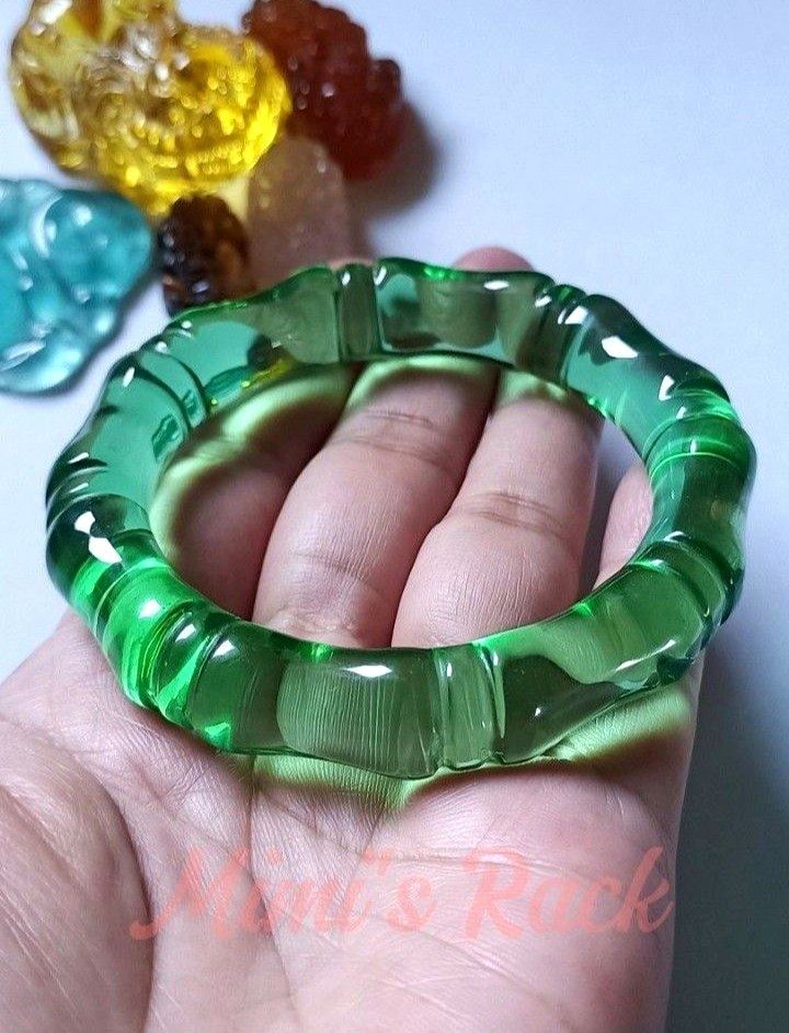 Green Chalcedony Bamboo Hard Bangle Bracelet (Category: Bracelets) located in Taguig. Submitted by mimisrack (Listing ID 1470277906, Image 1). Description: 💚💰 Wealth & Prosperity — green chalcedony symbolizes abundance, growth, and financial opportunities. 🍀 Good Luck & Fortune — bamboo is a traditional symbol of good fortune, blessings, and success. 🎋 Resilience & Strength — bamboo bends without easily breaking, representing flexibility, per