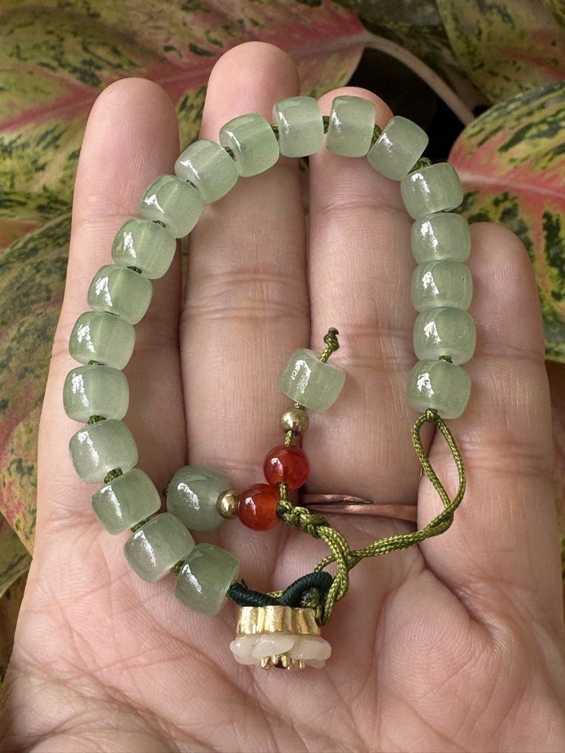 GREEN JADE WITH CHERRY 🍏 M7_JD001 (Category: Bracelets) located in Bulacan. Submitted by selling_low_by_bella_ben (Listing ID 1470214241, Image 2). Description: GREEN JADE WITH CHERRY 🍏 M7_JD001 🏷️ 300 each (3pcs) 8+ mm bead size Adjustable wrist.