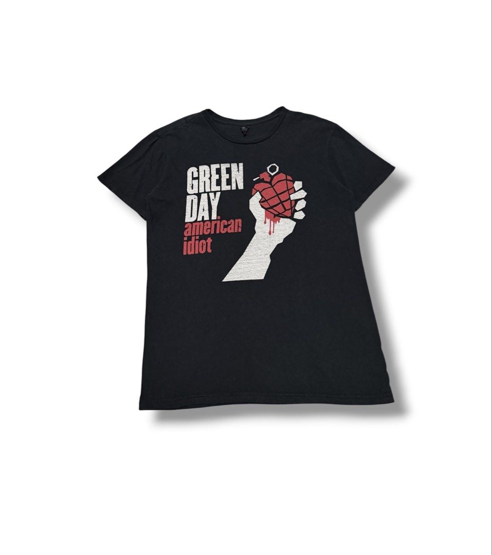 Greenday y2k “american idi*t” Tee (Category: Tshirts & Polo Shirts ) located in Bulacan. Submitted by sanjisthrift (Listing ID 1470324570, Image 1). Description: Size Medium Width 19 Length 27 Very Good Condition 9/10 Good fade.