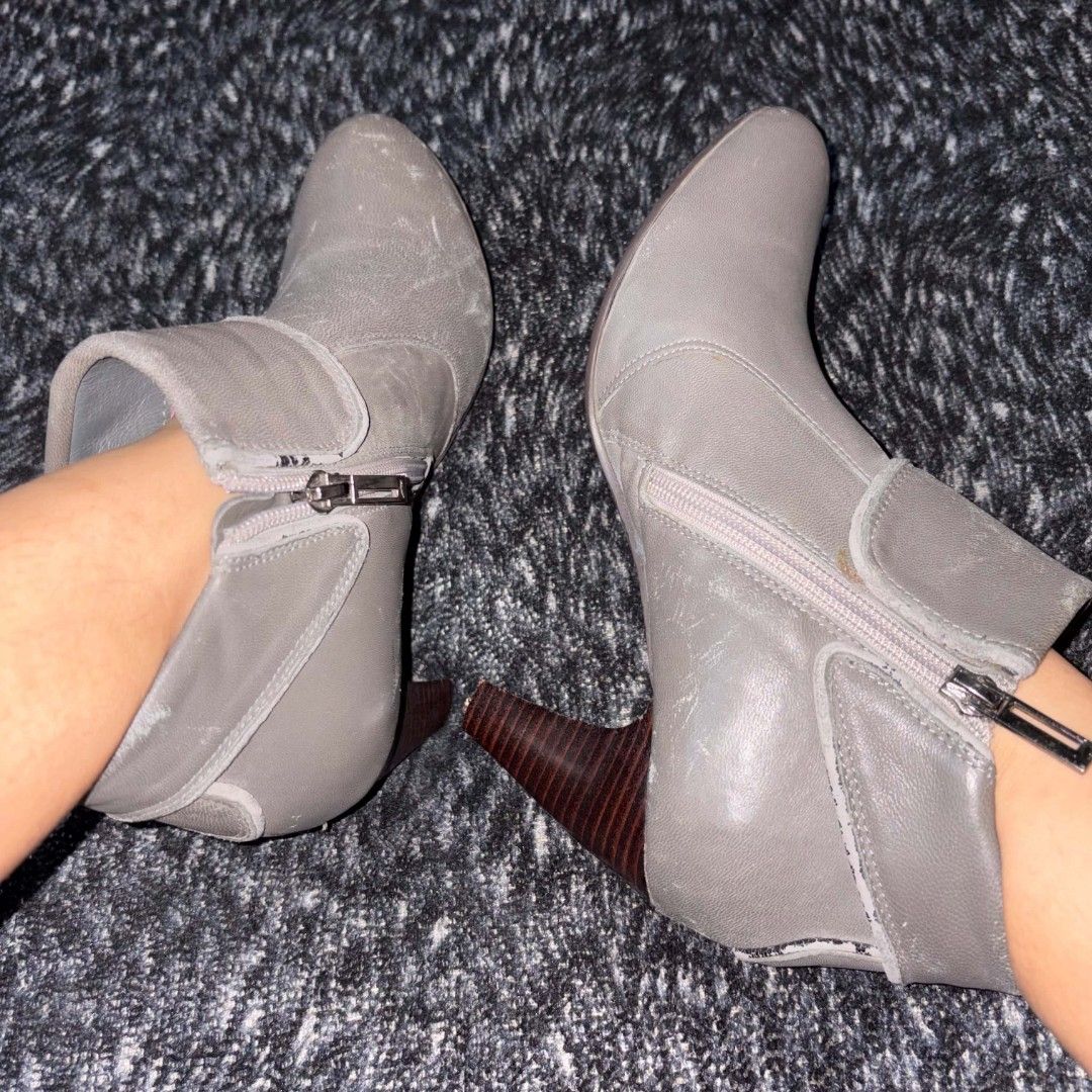 Grey Ankle Boots with Wooden Heels (Category: Boots) located in Manila. Submitted by youresovaiineee (Listing ID 1470259649, Image 2). Description: 37 (23.5) BUT CAN FIT 38.5 - Honest issue: may mga bakbak na sa linings ng leather - Zipper is working - Cover heel is missing ❗️❗️CAN NEGOTIATE ❗️❗️ pm for mo pictures .