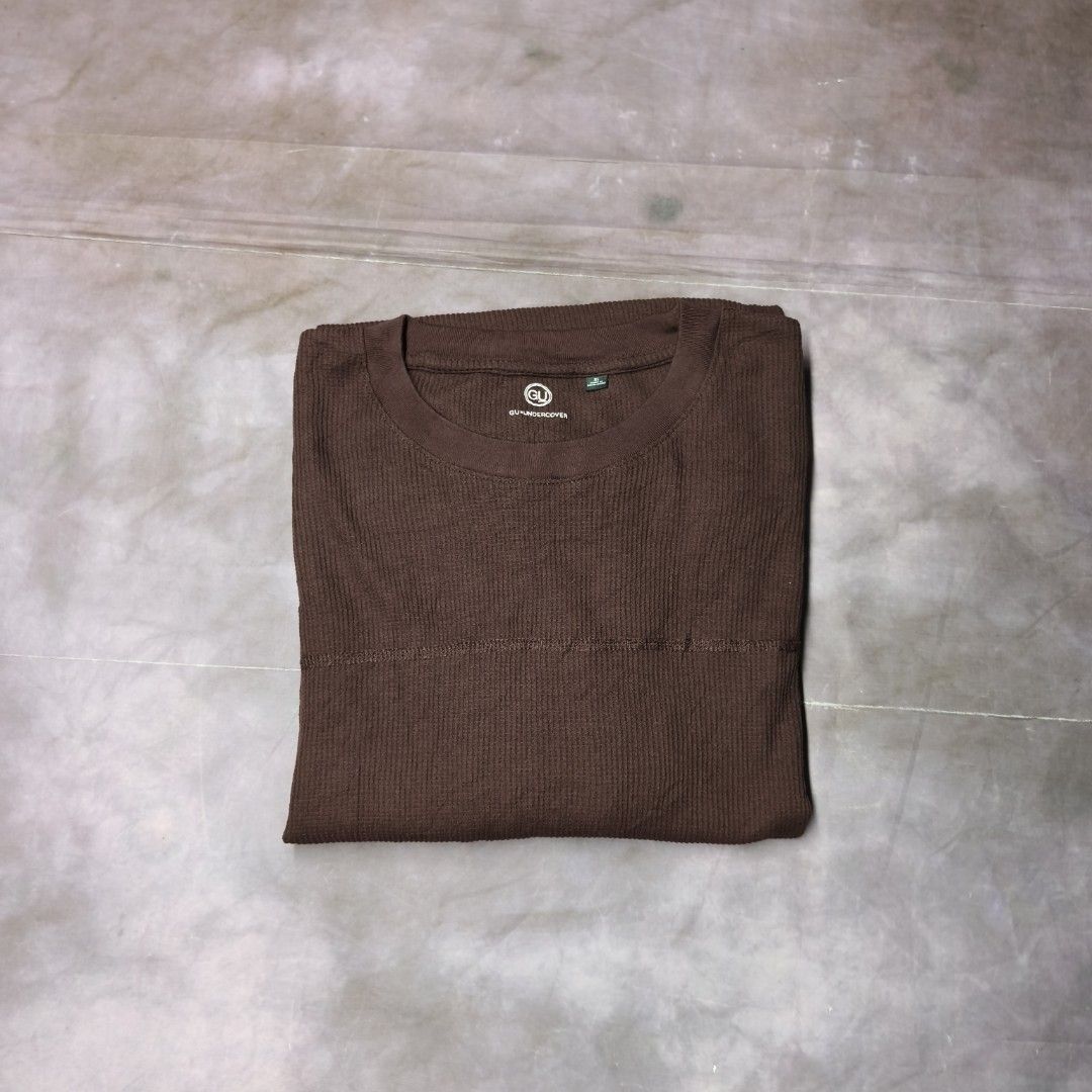 GU × UNDERCOVER Dry Waffle (Category: Tshirts & Polo Shirts ) located in San Jose. Submitted by dripdropph22 (Listing ID 1470160329, Image 2). Description: GU × UNDERCOVER Dry Waffle Oversized T-Shirt 2026 Spring/Summer collection 399+sf GU x Undercover Modern Waffle Knit T-Shirt This piece originates from the popular modern collaboration between Japanese fast-fashion retailer GU and Jun Takahashi's legendary label Undercover. Combining Takahashi