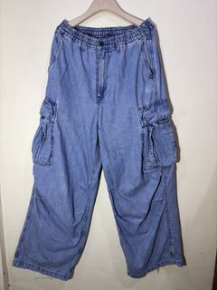(Category: ) located in . Submitted by ogimsthrift (Listing ID 1470270541, Image 1). Description: .