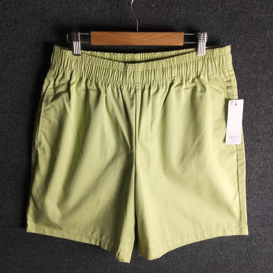 GU CHEF SHORTS (Category: Shorts) located in Bulacan. Submitted by jibbxthrift (Listing ID 1470257092, Image 1). Description: GU CHEF SHORT SIZE: LARGE PRICE: 699+SF DIMES: (WIDTH 30/33) (LENGTH 19.5) COLOR RATE: 10/10 CONDITION: BRSND NEW HANG TAG STILL INTUCK ISSUE: NONE LOCATION: SJDM BULACAN CODE: #358 PM IF YOU ARE INTERESTED📩 MOP: THRU GCASH COURIER: J&T.