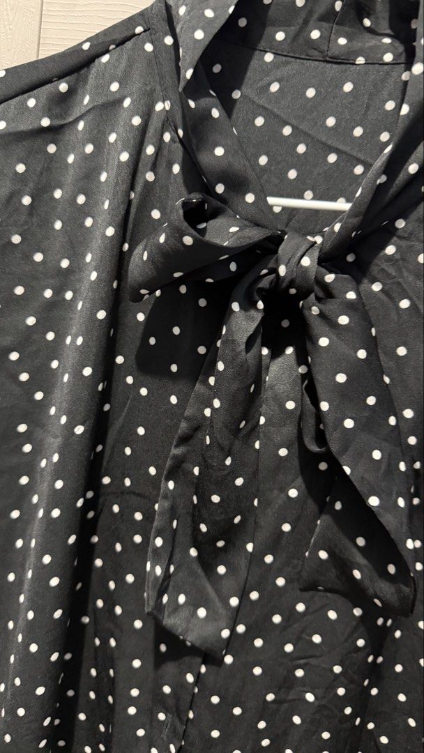 GU Satin Polka Bow Tie Blouse (Category: Blouses) located in Quezon City. Submitted by dinesaur (Listing ID 1470319589, Image 3). Description: .