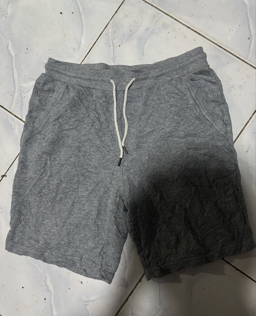 GU sweat short (Category: Shorts) located in Zamboanga. Submitted by thriftitup0430 (Listing ID 1470277427, Image 1). Description: GU Sweat short Garterize waist with lace 30-32 pasok 250 add 79 sf.