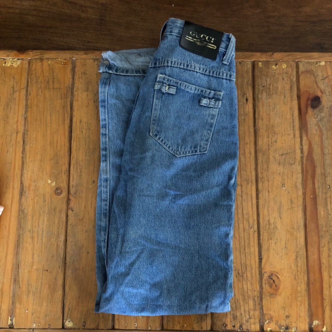 Gucci Baggy jeans (can be unfolded (Category: Jeans) located in Bulacan. Submitted by _helpmedeclutterr (Listing ID 1470309176, Image 1). Description: Has super minor flaw Straight cut baggy.