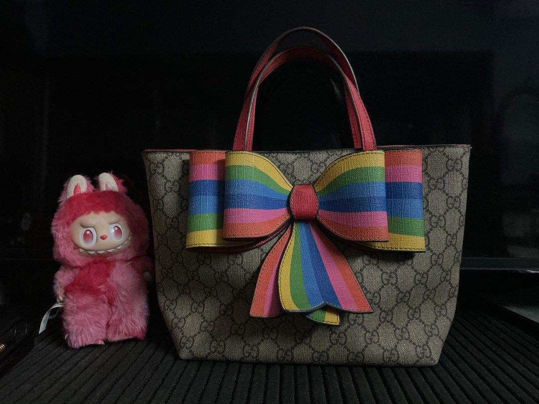 Gucci bow bag authentic (Category: Tote Bags) located in Angeles City. Submitted by goodbuysathome (Listing ID 1470221497, Image 1). Description: Authentic mini Gucci bow bag Slight issue s rubber lining check photos 8/100 lowest price na Add Sf 74 Gcash payment Lp posted npo.