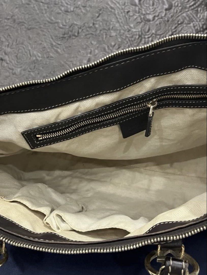 Gucci Canvas Lovely Tote Bag (Category: Luxury Bags & Wallets) located in Cotabato. Submitted by nacreous (Listing ID 1470290639, Image 3). Description: DESCRIPTION: ➤ Pre-loved item ➤ Visible flaws include rubs on two corners only and minimal fading on the gold hardware (additional photos will be provided) FEATURES: Exterior ➤ Beige canvas material with brown genuine leather trims ➤ Brown “GG” monogram ➤ Gold hardware Interior ➤ Cream-colored ca