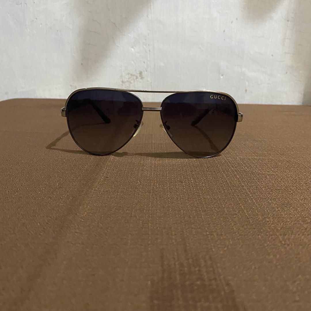 Gucci Sunglasses (Off Only) (Category: Sunglasses & Eyewear) located in Pagsanjan. Submitted by y2korn (Listing ID 1470318729, Image 1). Description: Gucci Sunglasses (Off Only) - Excellent Condition - No Box (I have other box) - No Scratches Mop - PAYMAYA Courier - J&T 📍Pagsanjan,Laguna ₱620 + sf.