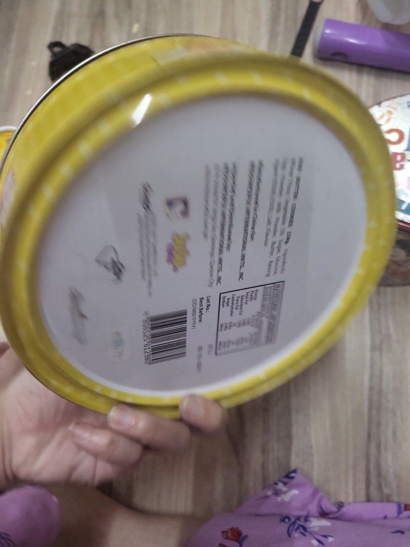 Gudetama Round tin can (Category: Accessory Holder, Box & Organizers) located in Caloocan City. Submitted by lynette1977 (Listing ID 1470223838, Image 3). Description: .
