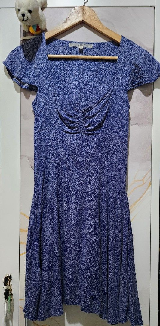 Guess Blue A-Line Mini Dress (Category: Dresses) located in Quezon City. Submitted by shaaaaarms (Listing ID 1470312197, Image 1). Description: - Lightweight, flowy rayon. - with cap sleeves, sweetheart neckline, gathered bust detail, and cutout back - Length from shoulder to hem: 86cm - see ww inspo in pic 5-6.