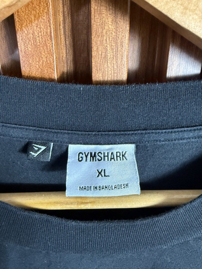 GYMSHARK (Category: Tshirts & Polo Shirts ) located in Iloilo. Submitted by roadthrift.ph (Listing ID 1470226568, Image 3). Description: Dimes:27x31 XXL Color rate:10/10 Condition:10/10.