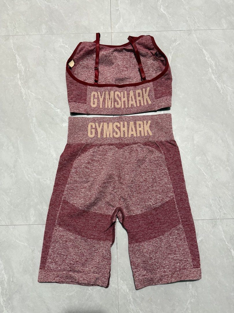 Gymshark Flex Strappy sports set (Category: Activewear) located in Calumpit. Submitted by Essentiality (Listing ID 1470241523, Image 2). Description: Gymshark Flex Strappy sports set ₱1,500.