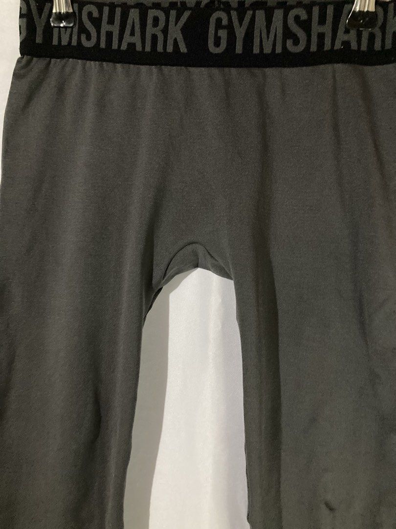 GYMSHARK LEGGINGS (Category: Activewear) located in Naga. Submitted by wwy3ips (Listing ID 1470348342, Image 3). Description: GYMSHARK LEGGINGS XS ON TAG 26 - 30 WAIST 32 LENGTH EXCELLENT CONDITION NO ISSUE.