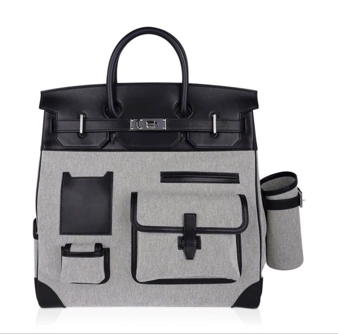 HAC cargo 40cm (Category: Luxury Bags & Wallets) located in Bacoor. Submitted by theluxarybelongings (Listing ID 1470335396, Image 1). Description: Fully handstitched Stamp G PHW Fine stamp Mop: cash, bank transfer.