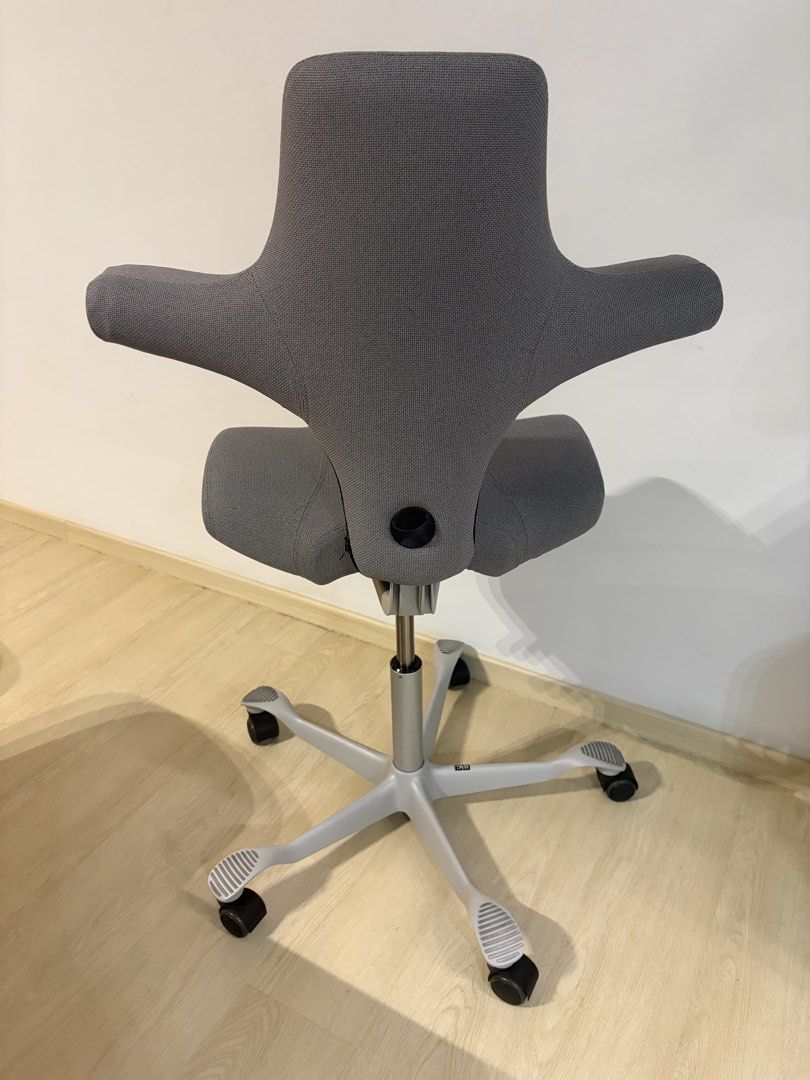 Shape Task Chair HAG Capisco 8106 Office Chair Grey, Furniture & Home Living, Furniture ...