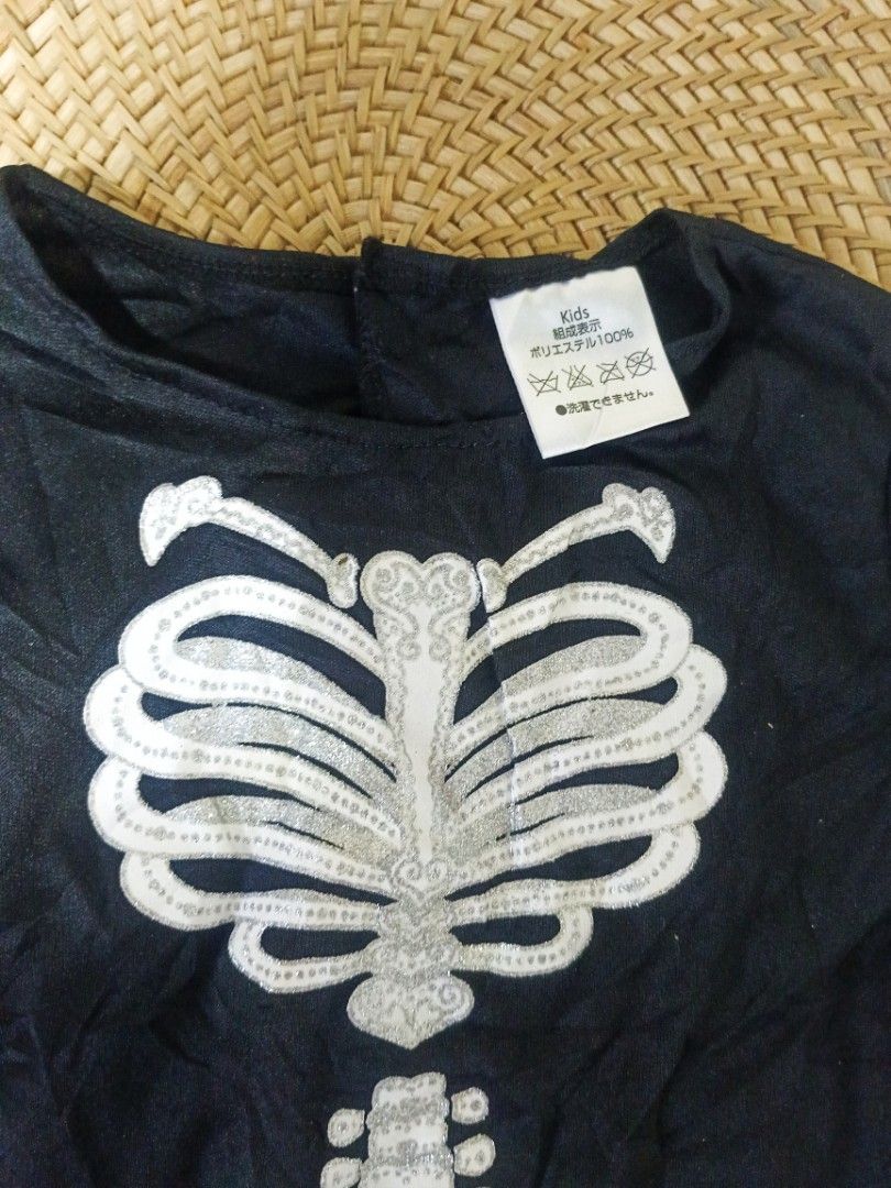 Halloween Skeleton Costume Unisex (Category: Babies & Kids Fashion) located in Bayombong. Submitted by lovethrifting.slay (Listing ID 1470176683, Image 3). Description: Title: Halloween Skeleton Costume Unisex Description: Romper Size: 2-3T Condition: Good as new Flaws: No issue Price: 300 Payment Method: Gcash Delivery Option: J&T (sf shoulder by buyer).