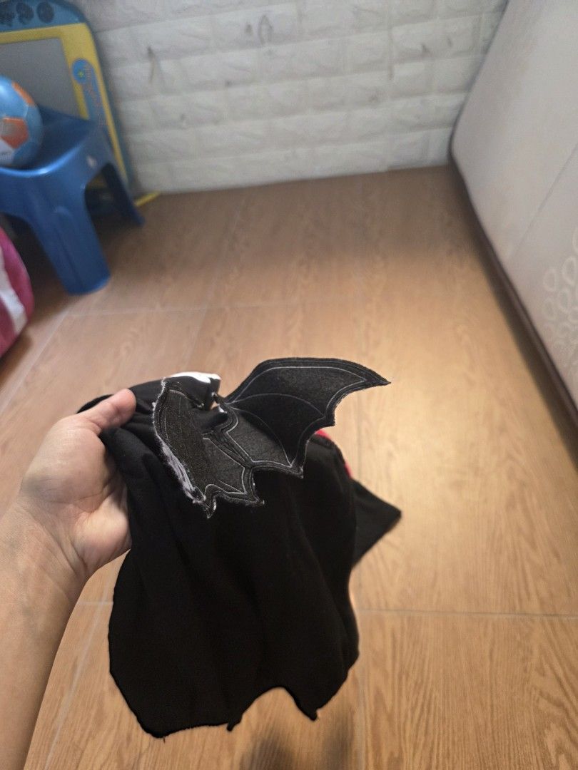 Haloween Bat Costume (Free Sf) (Category: Babies & Kids Fashion) located in Quezon City. Submitted by everytinishere (Listing ID 1470168988, Image 3). Description: No damage Baby Bat costume with wings and hat Fits 1-2yrs old Free Shipping.