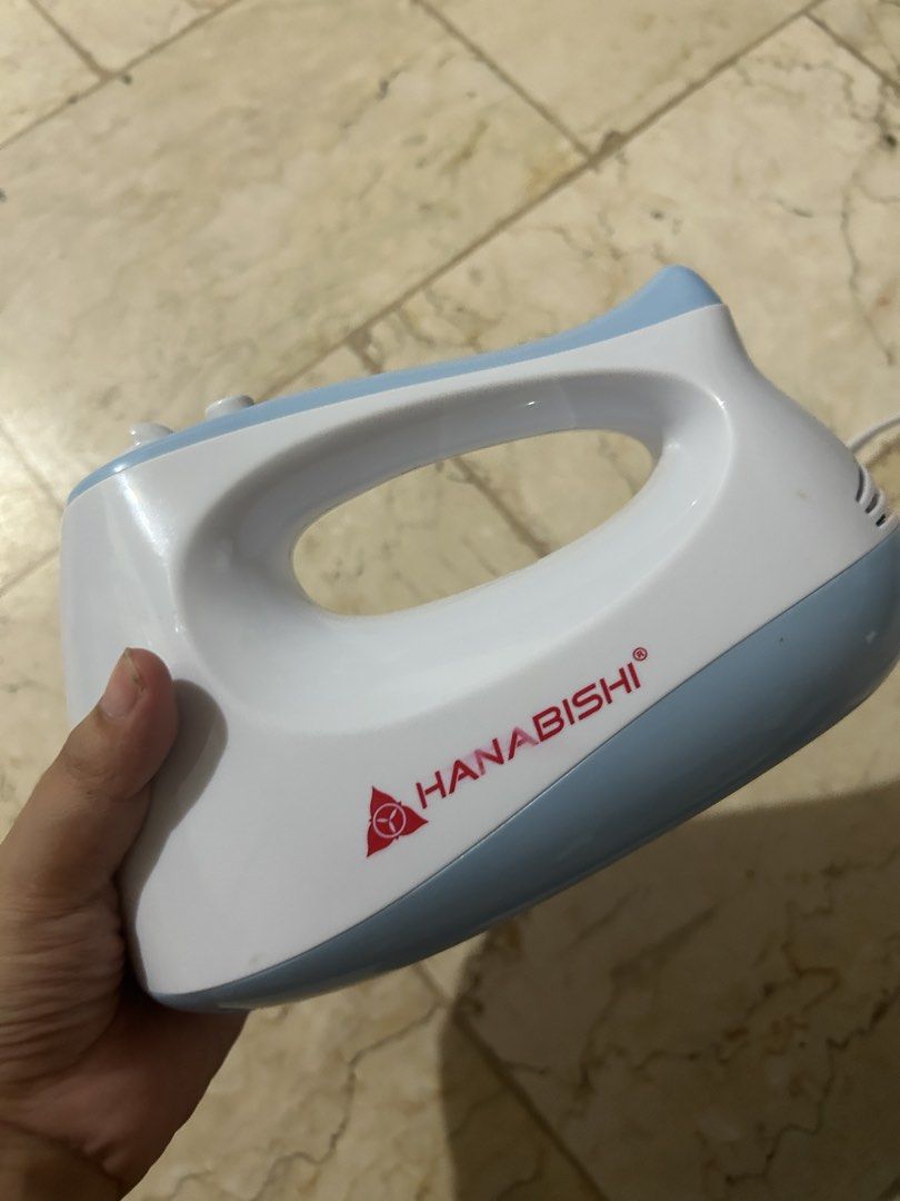 Hanabishi Hand Mixer with Beaters and Dough Hooks (Category: Hand & Stand Mixers) located in Paranaque City. Submitted by nougatbar (Listing ID 1470157171, Image 1). Description: - Brand: Hanabishi - Condition: Clean and works great - Settings: 5 speed levels plus Turbo button - Only used around 3x RFS: Don’t have time for baking - Inclusions: 2 beaters and 2 dough hooks MOD: Same Day Delivery PRICE IS LAST PRICE.