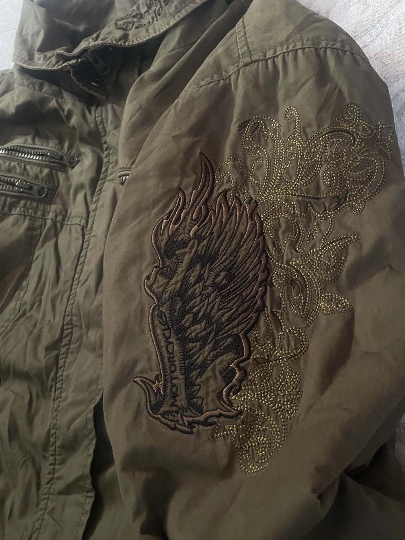 HARLEY DAVIDSON (Category: Coats, Jackets and Outerwear) located in Manila. Submitted by cesarvalentine0214 (Listing ID 1470158027, Image 3). Description: Details on slide.