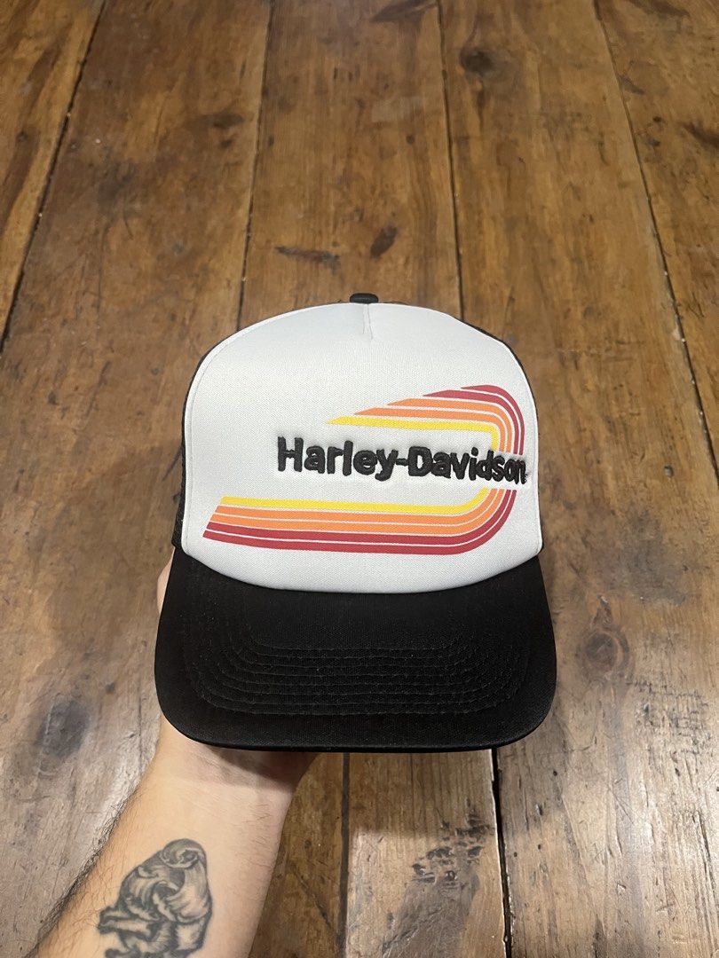 Harley-Davidson Museum Retro Logo Trucker Cap (Category: Caps & Hats) located in Baguio. Submitted by fishy___fish (Listing ID 1470281526, Image 1). Description: Harley-Davidson Museum Retro Logo Trucker Cap Snapback No issues.