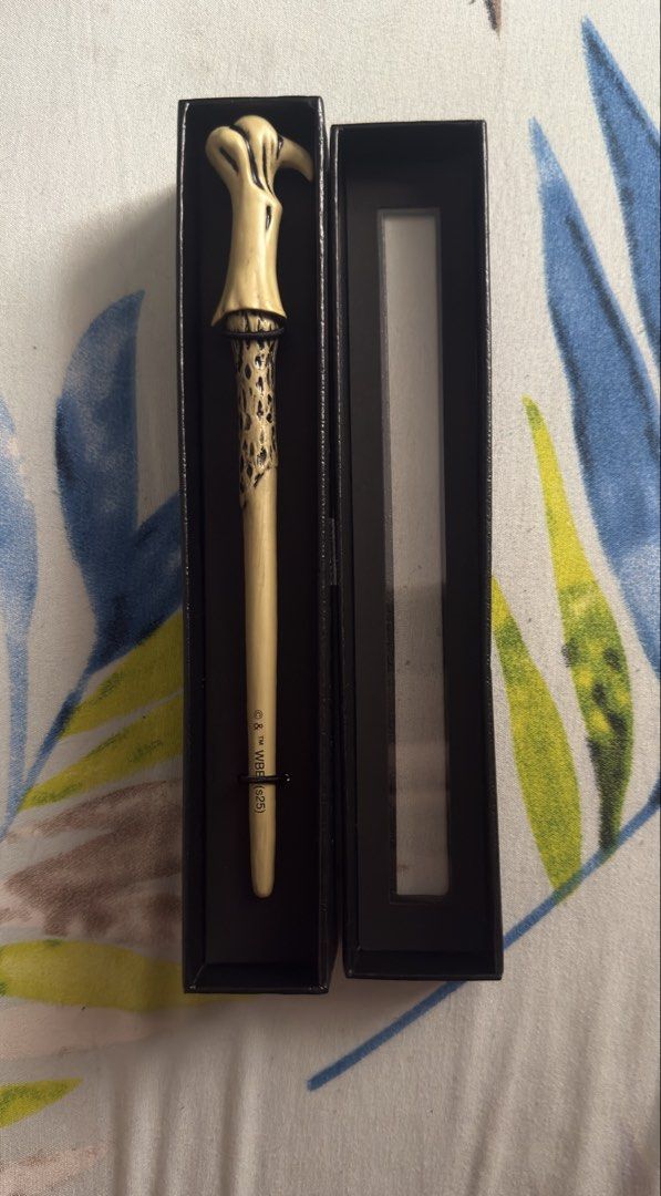 Harry Potter Wand Ballpoint Pen (Category: Character Goods) located in Makati City. Submitted by kennethbri55163 (Listing ID 1470170810, Image 2). Description: - Voldemort Ballpoint Wand - Never used - Got as a gift - Bought from Japan .