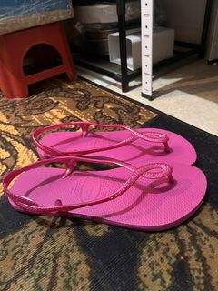 (Category: ) located in . Submitted by buyandsellgirl888 (Listing ID 1470200369, Image 1). Description: .