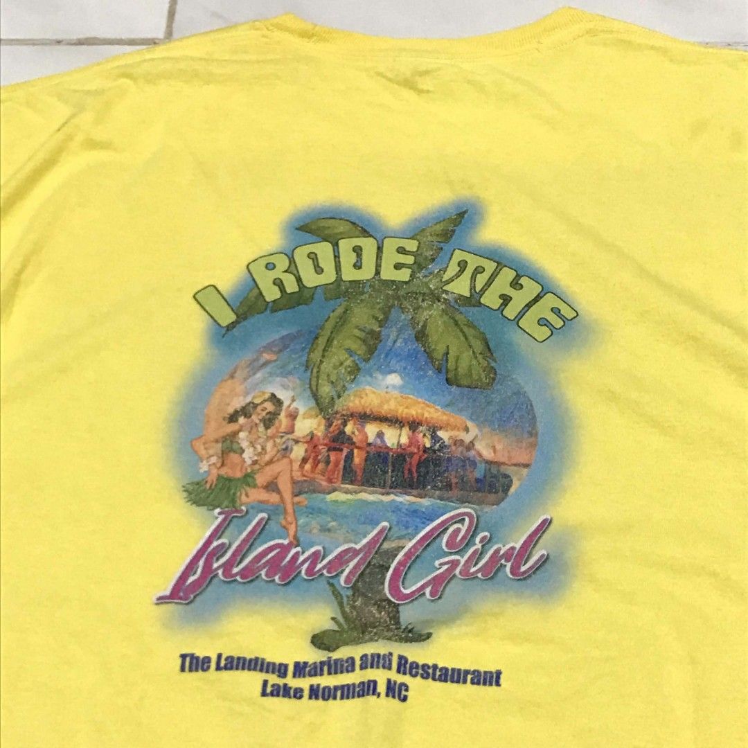 HAWAII GRAPHIC TEE SHIRT XL (Category: Tshirts & Polo Shirts ) located in Cavite. Submitted by justthrift06 (Listing ID 1470268409, Image 2). Description: DIMENSION 24X30 GOOD CONDITION SHIPPING NATIONWIDE.