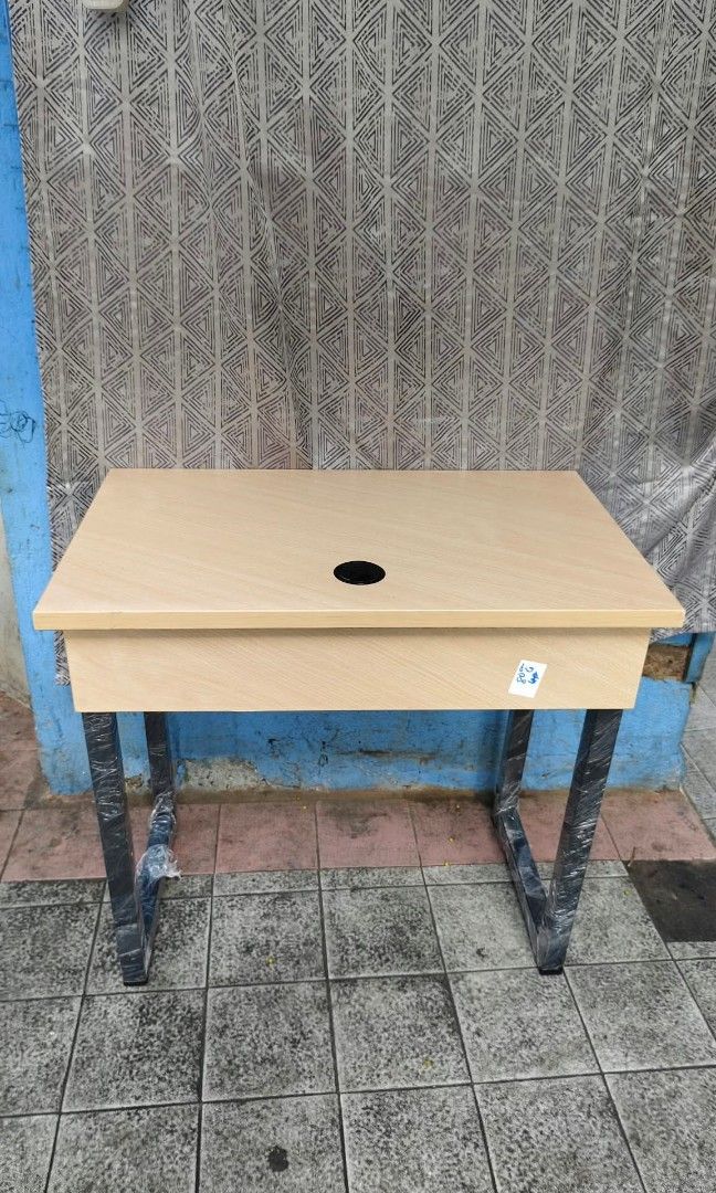 Heavy duty computer table (Category: Tables & Sets) located in Manila. Submitted by dolorchris69891 (Listing ID 1470287868, Image 2). Description: 🔥 BEST SELLER OFFICE TABLE 🔥 🔥 HEAVY DUTY OFFICE TABLE 🔥 ✅STURDY ✅MAKAPAL ANG TOP ✅METAL FRAME ✅MAKAPAL ANG PAA ✅WITH CABLE WIRES HOLE ✅MABIGAT SIZES and COLOR ‼️ 80x50cm 🟡 YELLOW TOP BLACK FRAME 🏷️2,850 RS PRICE.