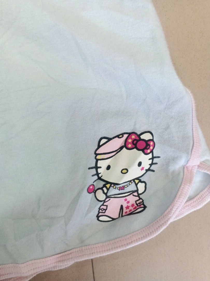 HELLO KITTY SANRIO VINTAGE RARE (Category: Shorts) located in Manila. Submitted by icamalicdem29 (Listing ID 1470171407, Image 3). Description: .