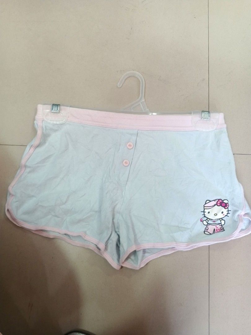 HELLO KITTY SANRIO VINTAGE RARE (Category: Shorts) located in Manila. Submitted by icamalicdem29 (Listing ID 1470171407, Image 1). Description: .