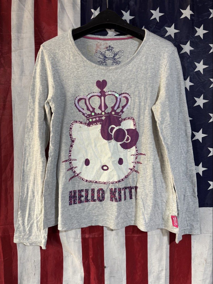 Hello kitty y2k (Category: Longsleeves) located in Cebu City. Submitted by etnaner (Listing ID 1470181671, Image 1). Description: Hello kitty y2k tops Fits Small/Medium adult Great condition .