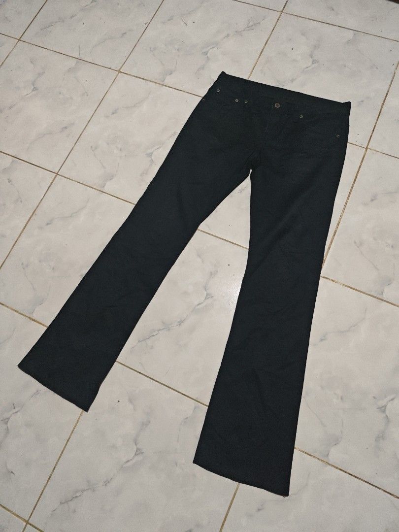Helmut lang bootcut pants (Category: Luxury Apparel) located in Binalbagan. Submitted by Kristoffer_Arguelles (Listing ID 1470183030, Image 1). Description: good as new condition 32 waist 41 length 9 hem no issues authentic .