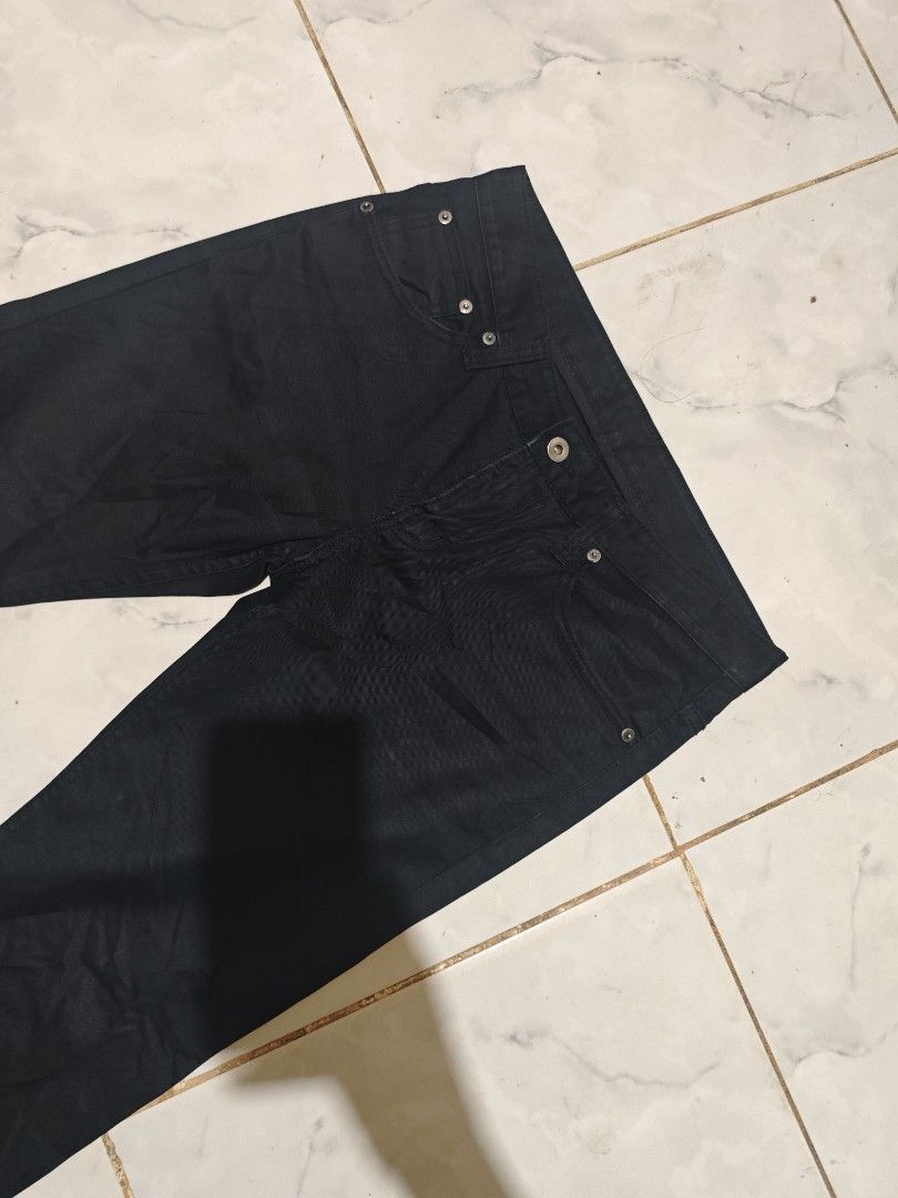 Helmut lang bootcut pants (Category: Luxury Apparel) located in Binalbagan. Submitted by Kristoffer_Arguelles (Listing ID 1470183030, Image 2). Description: good as new condition 32 waist 41 length 9 hem no issues authentic .