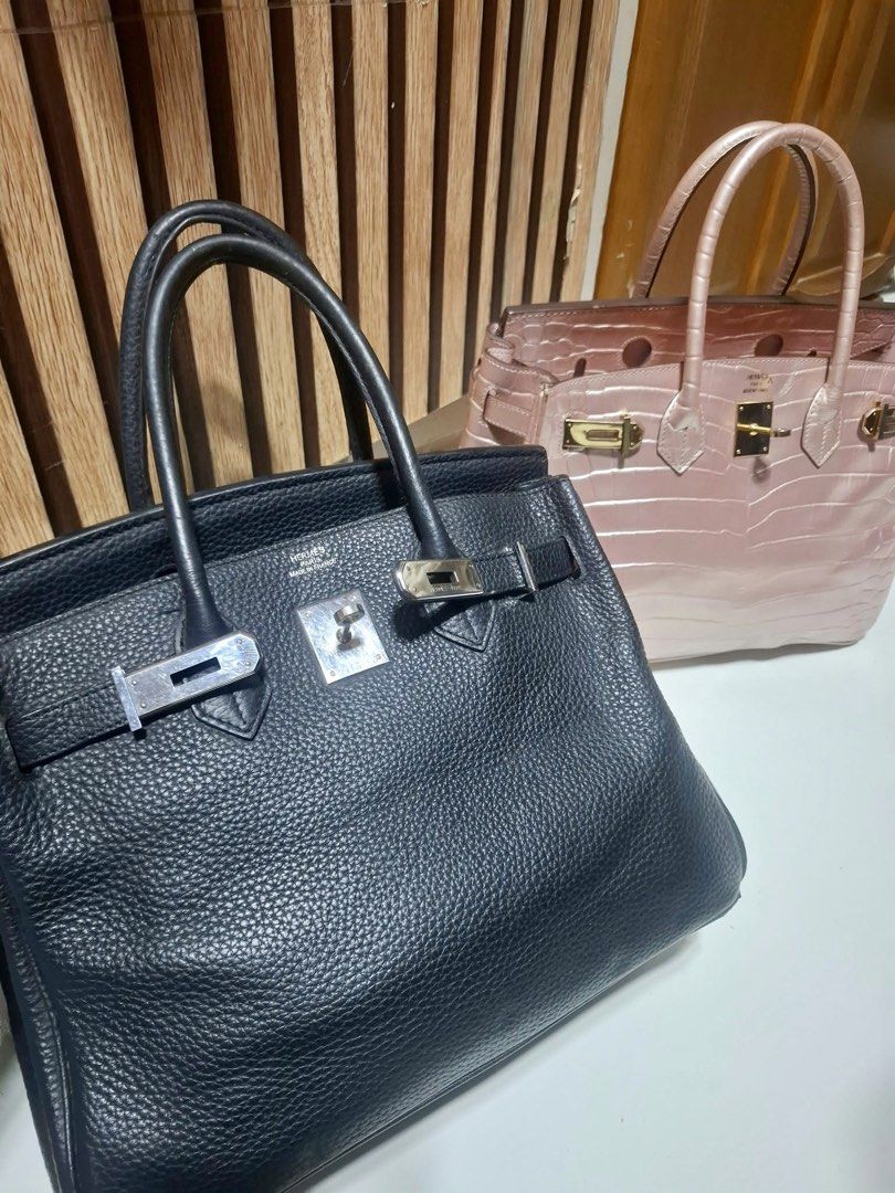 Hermes Birkin Bundle Sale (Category: Tote Bags) located in Davao. Submitted by luxxe_closet (Listing ID 1470294229, Image 2). Description: Hermes Birkin 25 bundle sale‼️From Japan Surplus🇯🇵🇯🇵🇯🇵 Both Riri Zipper Both coded Both no issues FIXED PRICE Payment first PLUS SF / LBC COP shipping.