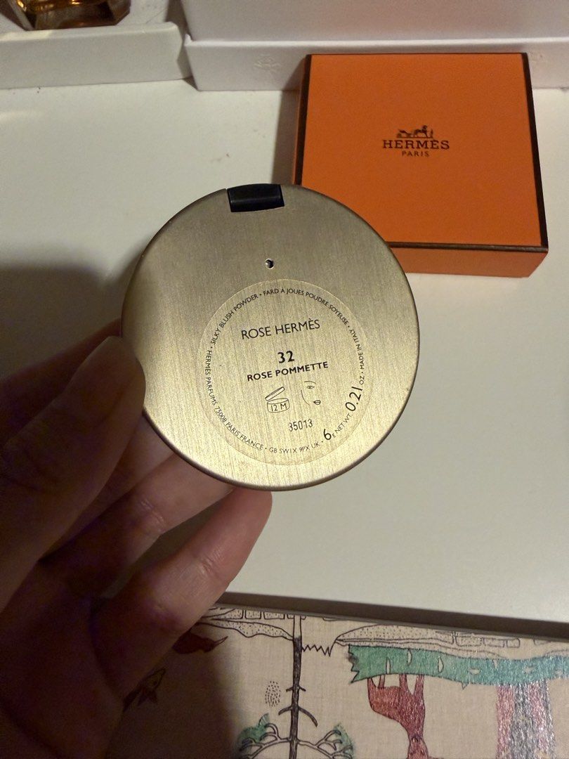 Hermès Blush - 32 Rose Pommette (Category: Makeup) located in Cavite. Submitted by ashhiiiii (Listing ID 1470181723, Image 3). Description: Bought at Hermès Greenbelt for 5,600 Authentic. Slightly nego.