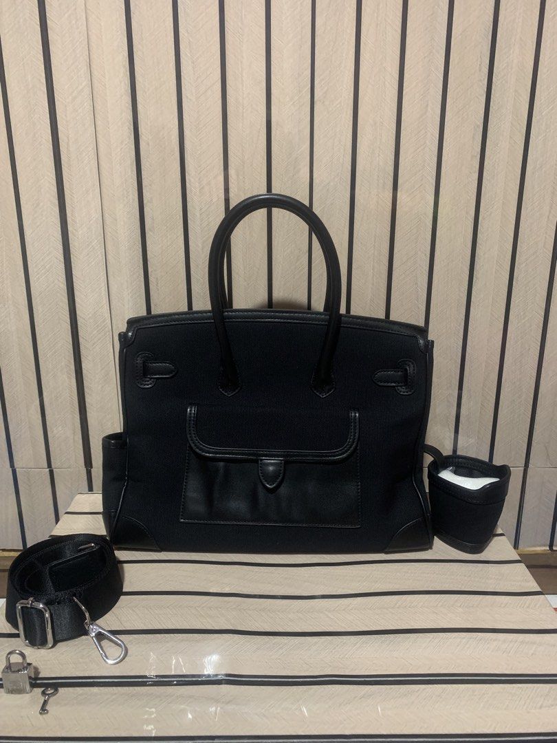 HH Cargo Birkin (Category: Cross-body Bags) located in San Fernando. Submitted by preluxuria_online_shop (Listing ID 1470280914, Image 2). Description: .