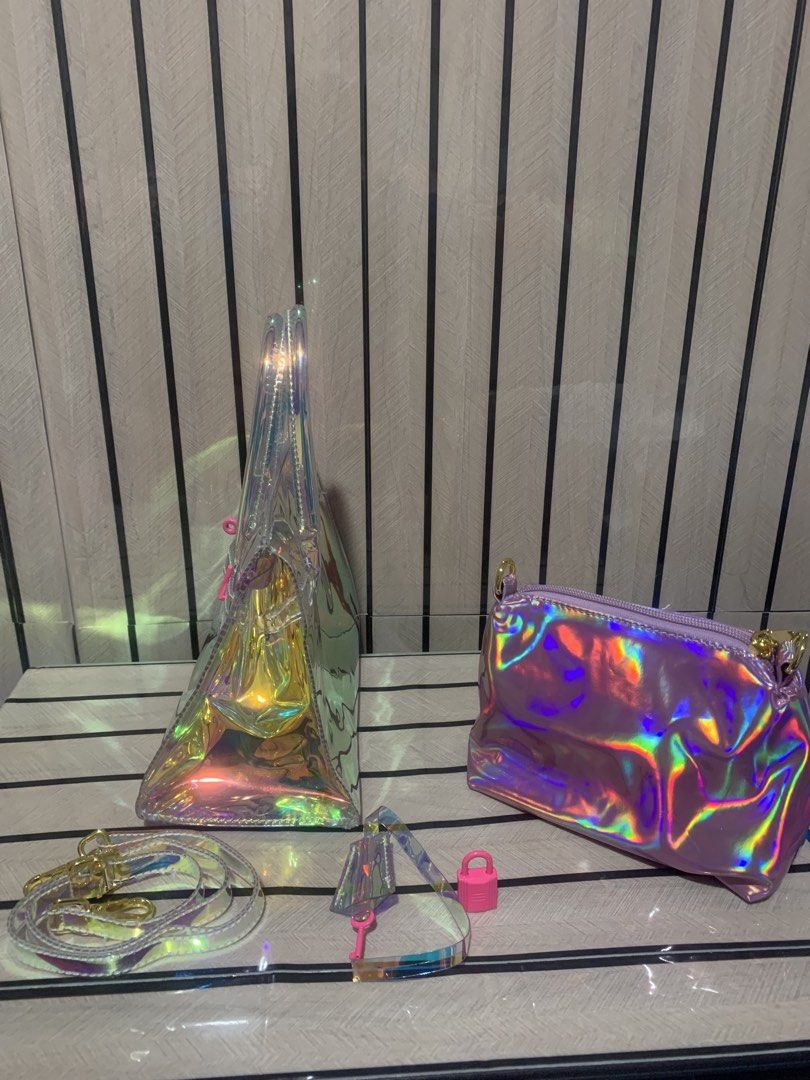 HH Holographic Birkin Small (Category: Cross-body Bags) located in San Fernando. Submitted by preluxuria_online_shop (Listing ID 1470282110, Image 3). Description: .