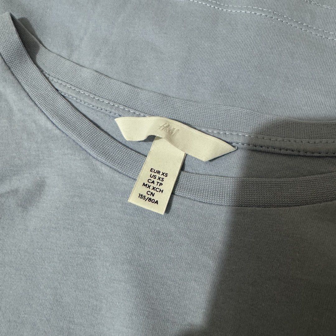H&M Blue Mini Shirt (Category: Shirts) located in Antipolo. Submitted by nicnicbg (Listing ID 1470286371, Image 3). Description: .