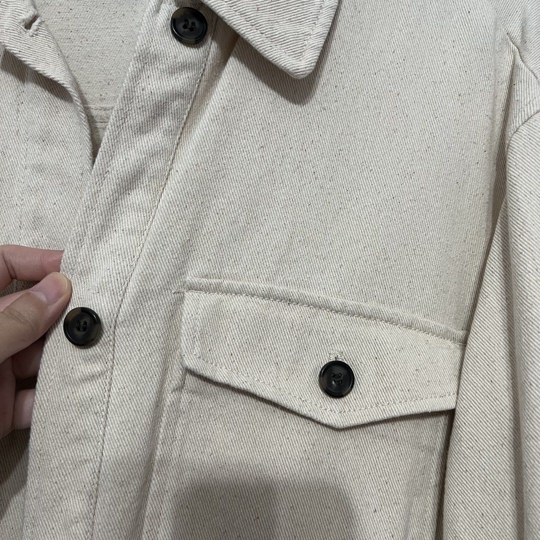 H&M Cream Denim Jacket (Category: Coats, Jackets and Outerwear) located in Las Pinas. Submitted by bangtanbey (Listing ID 1470234746, Image 3). Description: AUTHENTIC H&M (bought at MOA branch) Size on tag: XS (oversized fit) Used once, no issues Thick denim! Pwede pang fall/autumn.