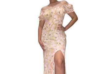 (Category: ) located in . Submitted by ashIeigh (Listing ID 1465719057, Image 1). Description: .